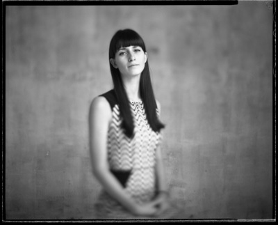 Christina / Portrait  photography by Photographer PHOTOGRAPHY PETER CHRISTOPHER ★2 | STRKNG
