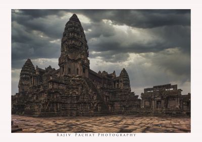 Sunrise in Angkor Vat / Architecture  photography by Photographer Morpheus2004 | STRKNG