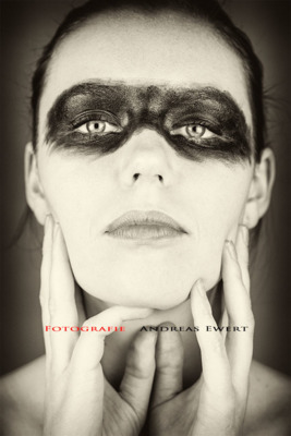 El año se presenta bien / People  photography by Photographer andreasewert | STRKNG