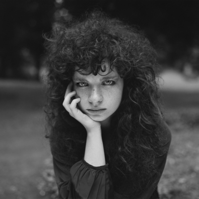 Roksana / Portrait  photography by Photographer Iwona Aleksandrowicz ★3 | STRKNG