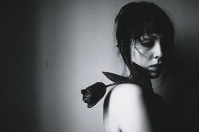 Tulips / Schwarz-weiss  Fotografie von Fotografin Bianca Serena Truzzi ★66 | STRKNG