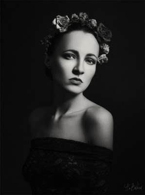 *** / Portrait  photography by Photographer Ariadna ★4 | STRKNG