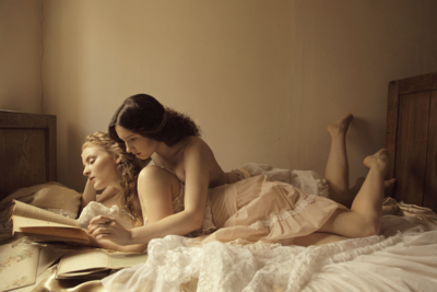 Untitled from &quot;Mathilde and the other girls&quot; series / Portrait  Fotografie von Fotografin Magdalena Franczuk ★33 | STRKNG