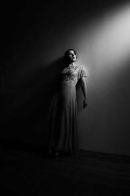 one light / Menschen  Fotografie von Fotograf Carpe Lucem ★8 | STRKNG