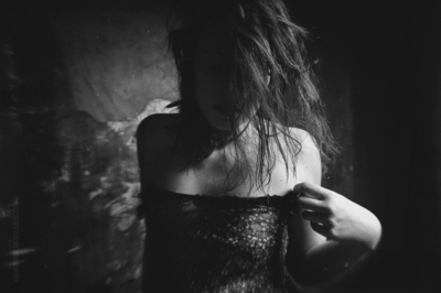 me / Schwarz-weiss  Fotografie von Model Peacocks feather ★38 | STRKNG