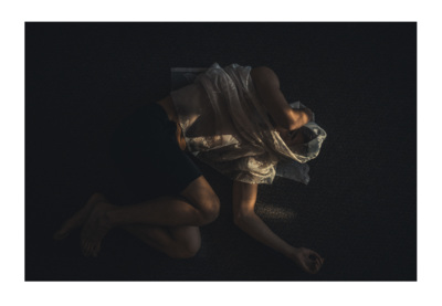 Mourning for myself / Fine Art  Fotografie von Fotograf Cao Dien ★2 | STRKNG