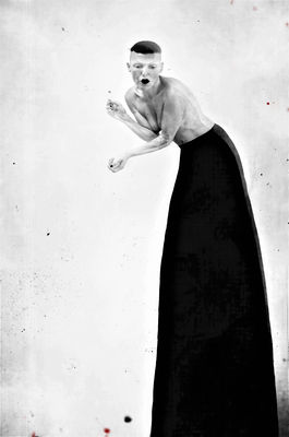 Black and White  photography by Photographer Victoria lo. ★16 | STRKNG