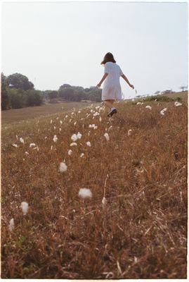 She / Portrait  photography by Photographer çà～╳ô | STRKNG