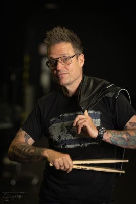 Drummerboy Dirk / Portrait  photography by Photographer Hefter | STRKNG