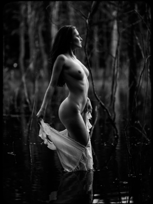 Zbyj / Nude  photography by Model marta.enigma ★44 | STRKNG