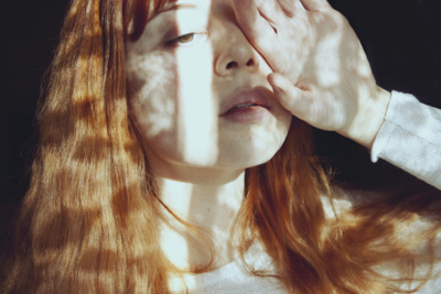 Path of Light / Portrait  photography by Photographer Elisa Scascitelli ★11 | STRKNG