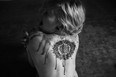 selfshoot / Portrait  photography by Model Madame Peach ★29 | STRKNG