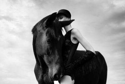 Black Horse / Mode / Beauty  Fotografie von Fotografin MartaZbieron ★36 | STRKNG