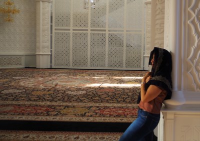 Heydar Aliyev Mosque / Still-Leben  Fotografie von Model Natalia | STRKNG