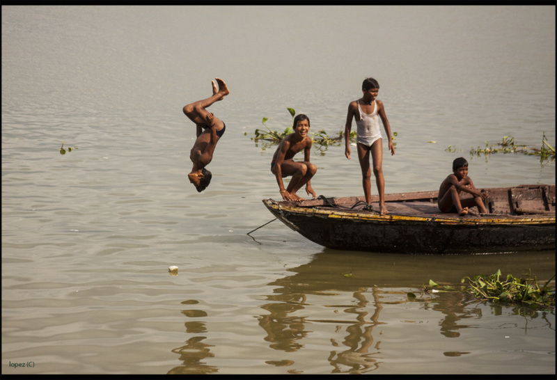 Jump_Varanasi - &copy; Don Shubi | Documentary