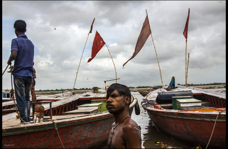 Bath in the Ganga River_Varanasi_India - &copy; Don Shubi | Documentary
