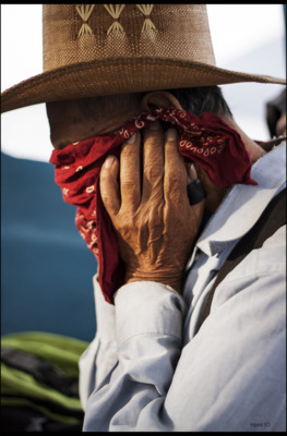Viento_Lago Atitlán_Guatemala / Portrait  photography by Photographer Don Shubi | STRKNG
