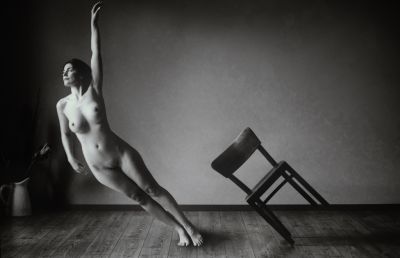 The Einstein Experiment / Nude  photography by Photographer Matthew Pine ★12 | STRKNG