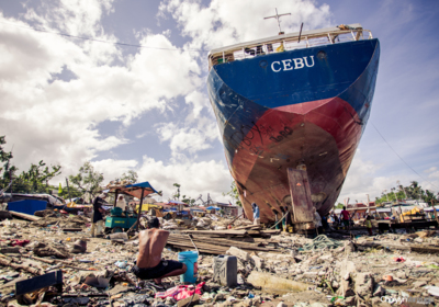 After Yolanda Typhoon / Fotojournalismus  Fotografie von Fotografin Cherylyn Vanzuela ★3 | STRKNG