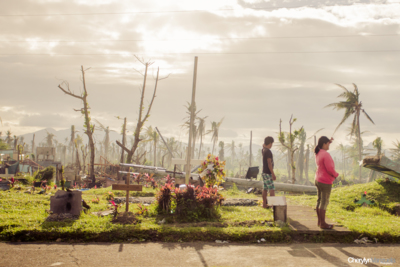 After Yolanda Typhoon / Fotojournalismus  Fotografie von Fotografin Cherylyn Vanzuela ★3 | STRKNG