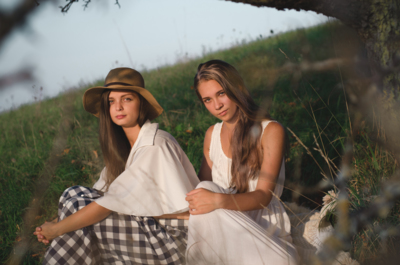 Summer / People  photography by Photographer Anita | STRKNG