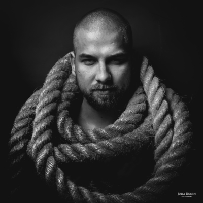 Paul Skot / Portrait  photography by Photographer Julia Dunin Photography ★1 | STRKNG