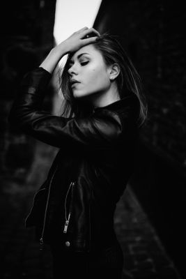 l u c y / Portrait  Fotografie von Fotograf Michael S. Buchholz | STRKNG