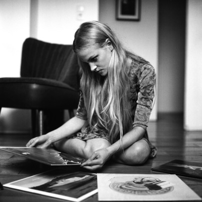 Vinyl / Schwarz-weiss  Fotografie von Fotograf Sven Wagenfeld ★1 | STRKNG