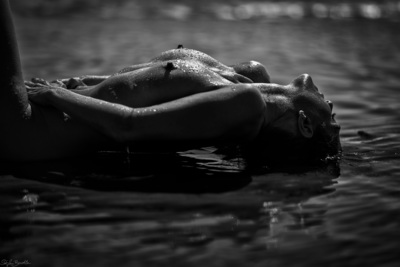 *Close To Me* / Nude  photography by Model mrs.poziguzo ★24 | STRKNG