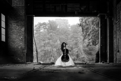 Du spieltest Cello / Fine Art  Fotografie von Fotograf Pepe Recknagel ★1 | STRKNG