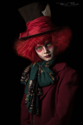 The Mad Hatter / Portrait  photography by Photographer Pepe Recknagel ★1 | STRKNG