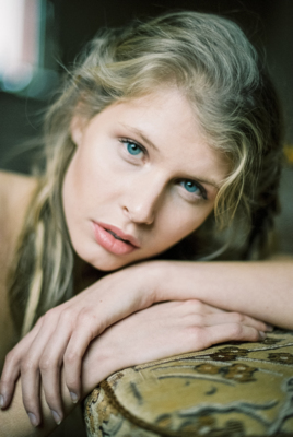 luisa 2 / People  photography by Photographer Andre ★7 | STRKNG