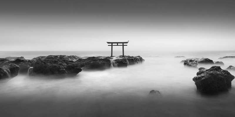 Isosaki Jinja - &copy; Thomas Leong | Schwarz-weiss