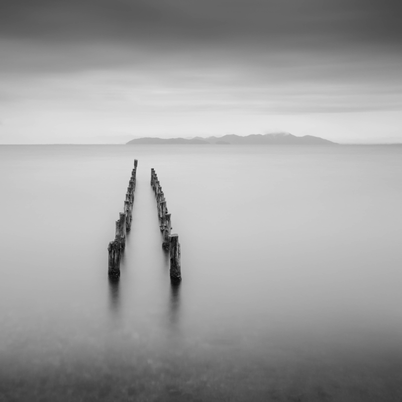 Abandon Jetty - &copy; Thomas Leong | Schwarz-weiss