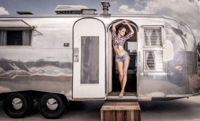 Maria is at the door / Menschen  Fotografie von Fotograf polod ★1 | STRKNG