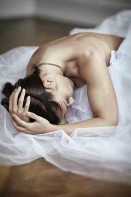 The soul is yearning / Portrait  photography by Photographer Dennis Wilhelms | STRKNG