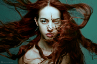 Mirella... / Menschen  Fotografie von Fotograf Tony Lillo ★1 | STRKNG