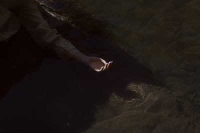 Surrender / Conceptual  photography by Photographer Carolina Sandoval ★3 | STRKNG