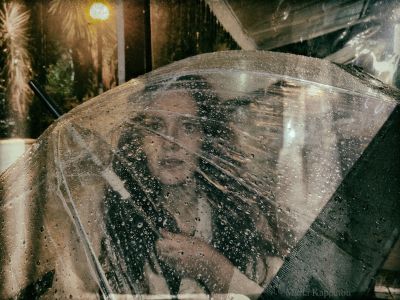 Rain / Portrait  Fotografie von Fotografin Maria Kappatou ★4 | STRKNG