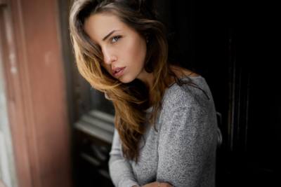 Solid / Portrait  photography by Model Ananda Modelpage ★4 | STRKNG