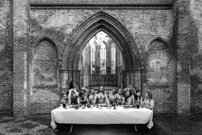 Das Letzte Abendmahl / Black and White  photography by Photographer Andreas Maria Kahn ★15 | STRKNG