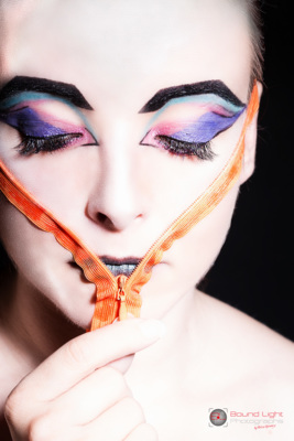 Hinter Verschluss / Mode / Beauty  Fotografie von Fotograf BoundLight | STRKNG