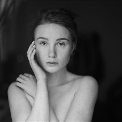 Bogdana / Portrait  photography by Photographer Kai Mueller ★80 | STRKNG