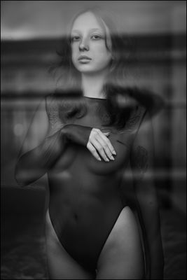 Milla / Portrait  photography by Photographer Kai Mueller ★82 | STRKNG