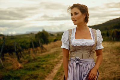 Manon / Menschen  Fotografie von Fotografin Ursula Schmitz ★4 | STRKNG