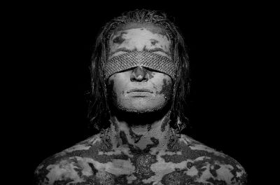 Mud / Portrait  Fotografie von Fotograf Ralf Schmitz (rasch.photo) ★2 | STRKNG