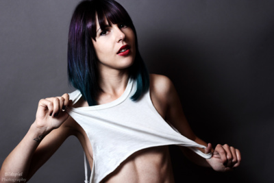 *stretch* / Portrait  photography by Photographer Bildspiel Photography ★2 | STRKNG