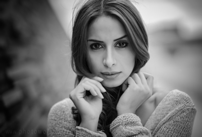 Nilu / Portrait  photography by Photographer Christoph Ruhrmann ★23 | STRKNG