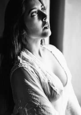 Bara / Nude  Fotografie von Fotograf der-mit-dem-licht-malt ★2 | STRKNG