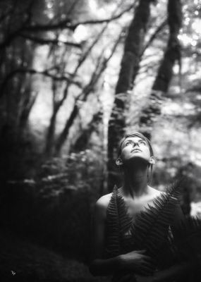 The call / Schwarz-weiss  Fotografie von Fotografin Valou Perron...Photography... ★12 | STRKNG